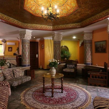 Hotel Tafoukt マラケシュ エクステリア 写真